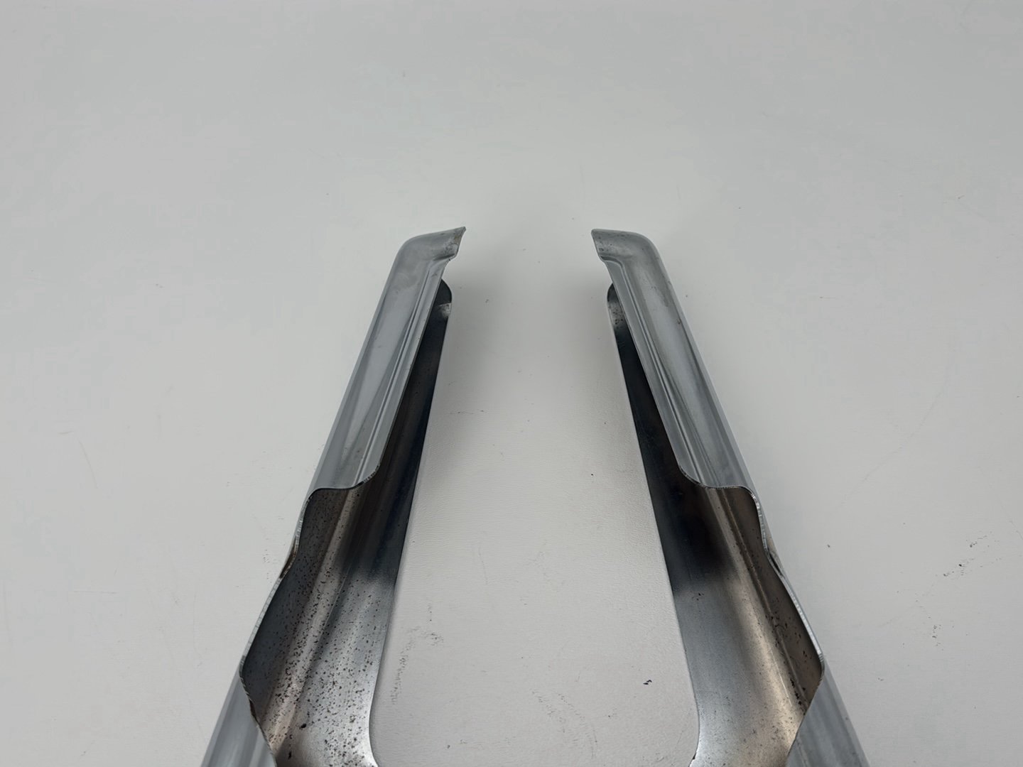 1999 - 2006 Harley-Davidson Touring Electra Glide Classic Rear Left Right Fender Struts Bracket 47502-97