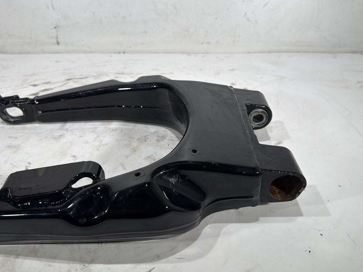 2011 Harley Street Glide Touring FLHX OEM Rear Fork Swingarm Swing Arm