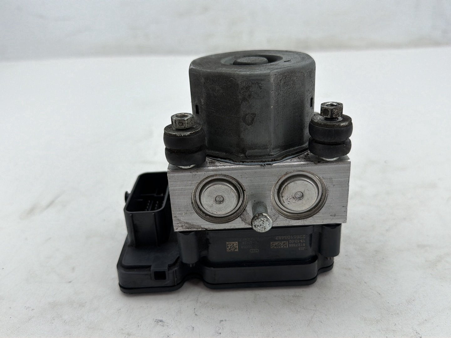2014 Harley Electra Glide Touring Ultra OEM ABS Brake Pump & Control Module