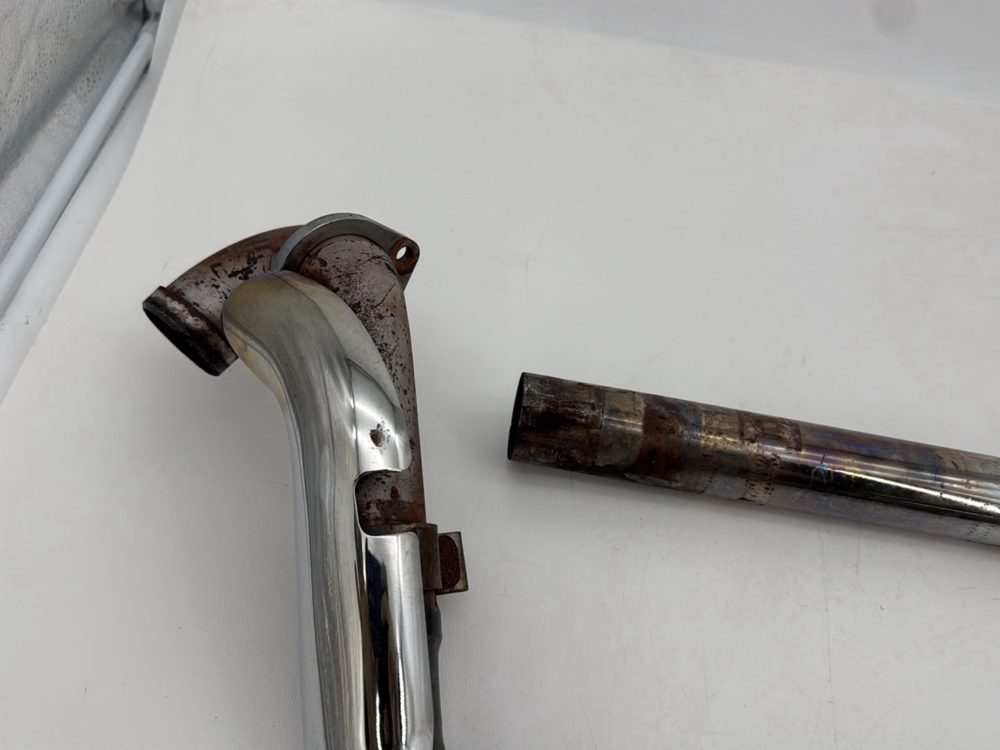1999 - 2006 Harley-Davidson Touring Electra Glide Ultra Exhaust Header Pipes Muffler  	65621-99B