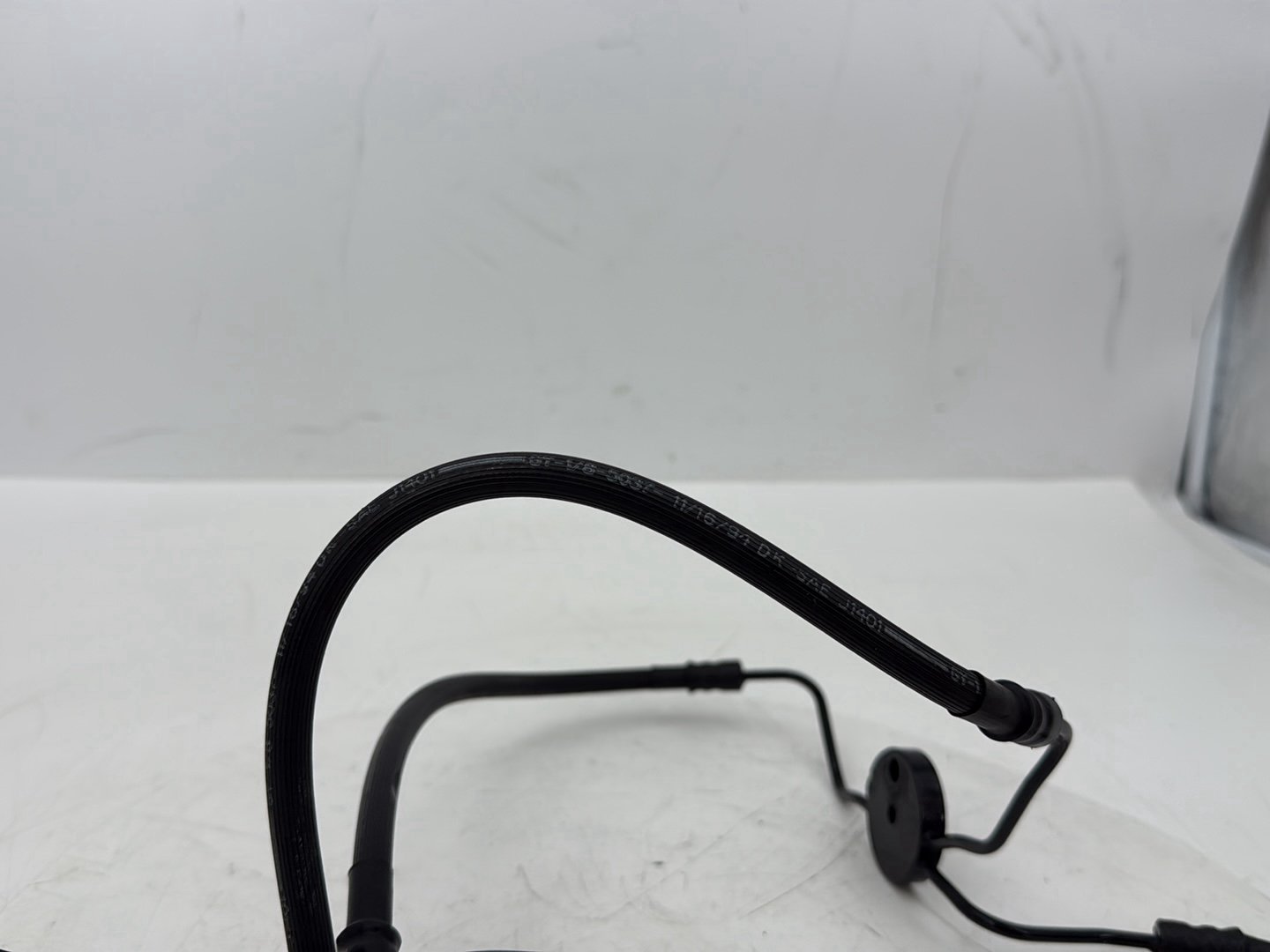 1995 Harley Electra Glide Touring Classic FLHTCI OEM Front Brake Hose Line Pipe