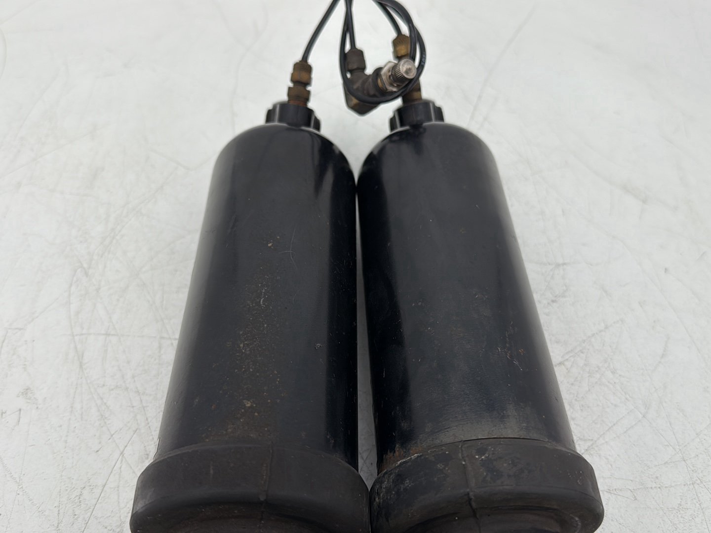 95 Harley Touring Electra Glide Classic OEM Rear Left Right Shock Absorbers 13"