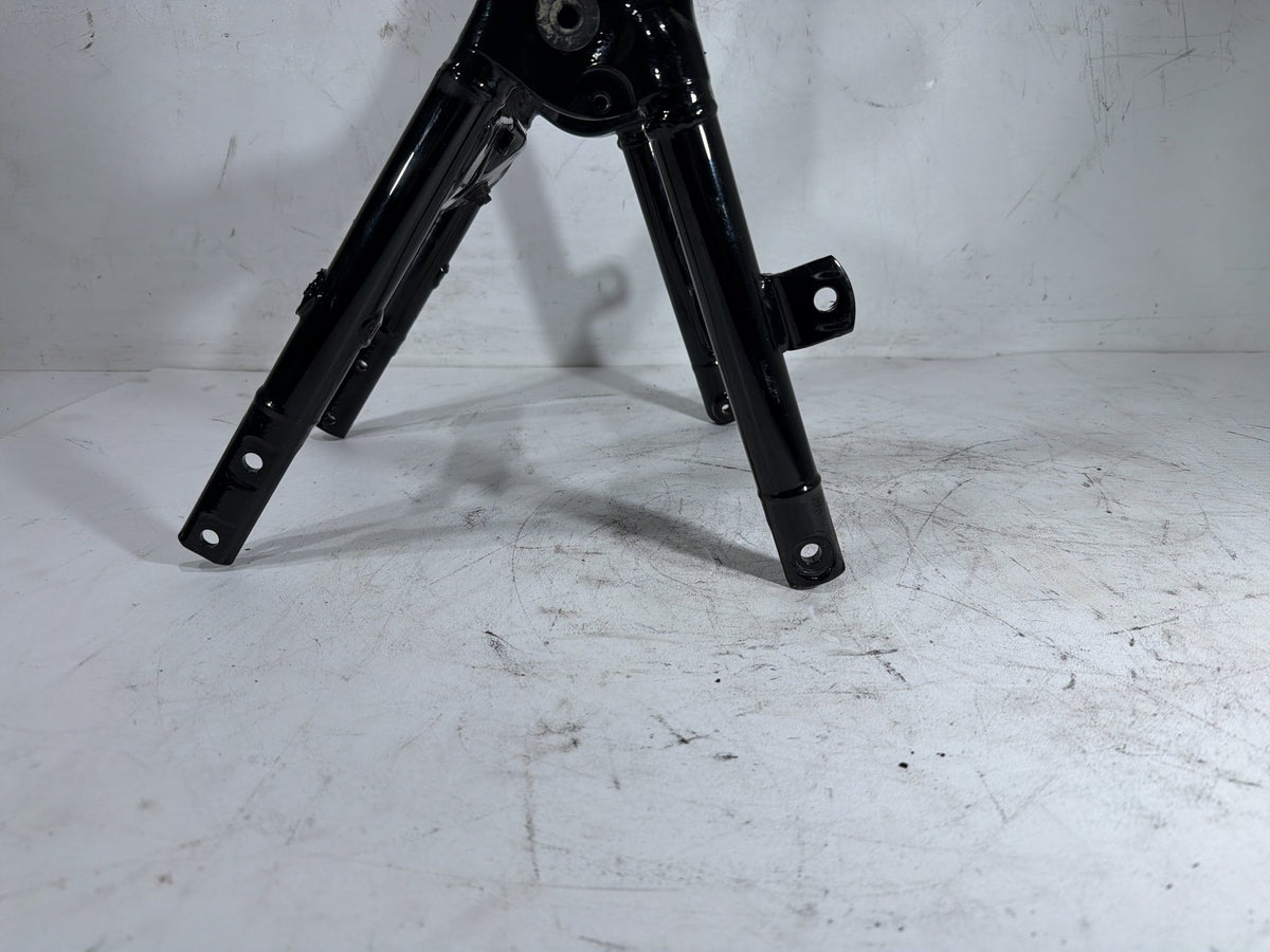 2011 Harley Electra Glide Touring OEM Rear Back Sub Frame Rail Bar 48079-09BHP