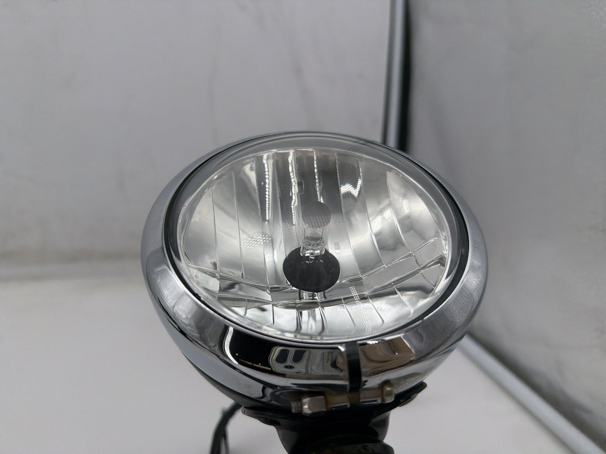 2006 Harley Electra Glide Touring Classic OEM Front Turn Signal Indicators Aux Light Bar