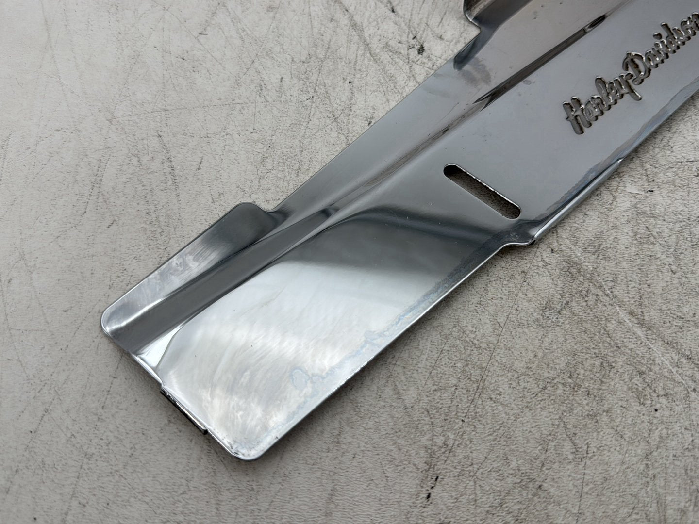 2003 Harley Dyna Wide Glide FXDWG OEM Rear Belt Debris Deflector Guard