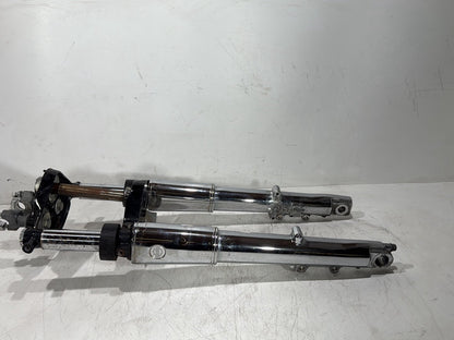 2006 Harley Touring FLHTCI Electra Glide Classic OEM Front Triple Tree Set & LH RH Fork Legs Sliders