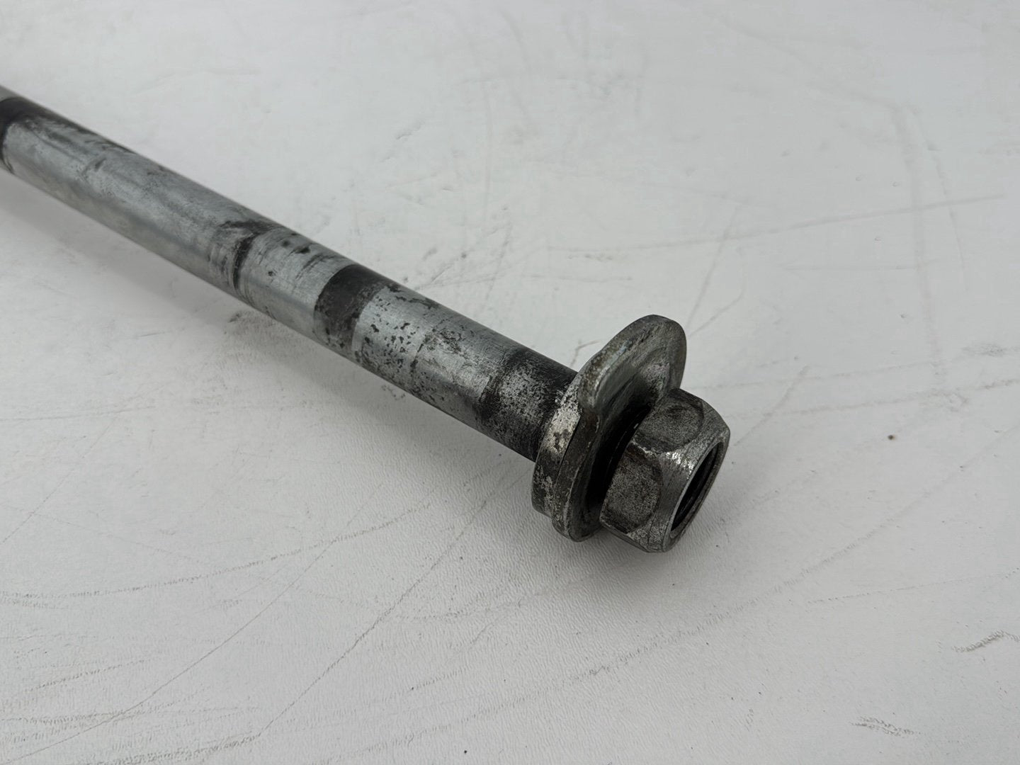 2008 - 2016 Harley-Davidson Touring Electra Glide Ultra Rear Wheel Axle Bolt Shaft