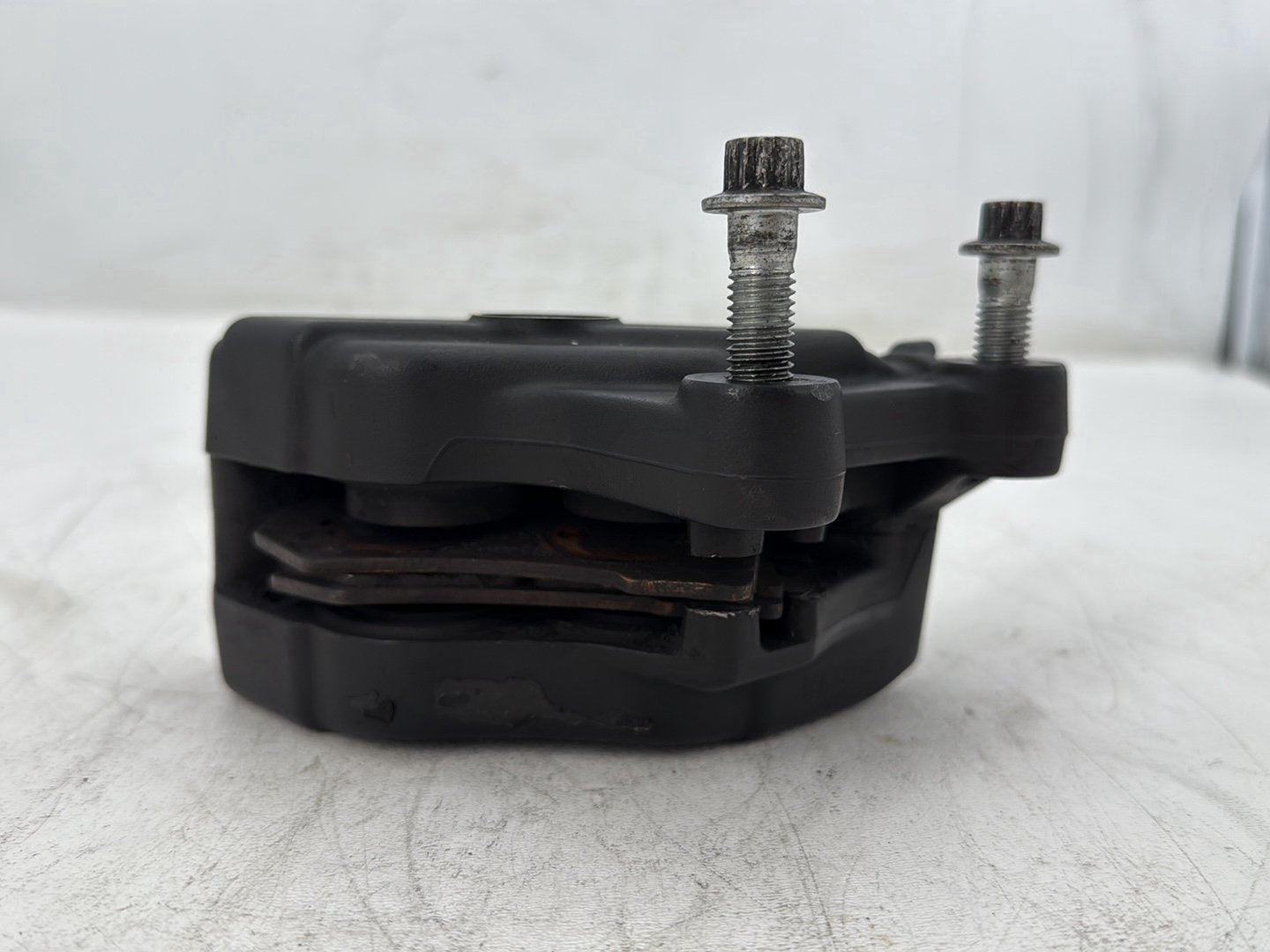 2017 Harley Road Glide Touring FLTRXS OEM Front Right 1 Brake Caliper
