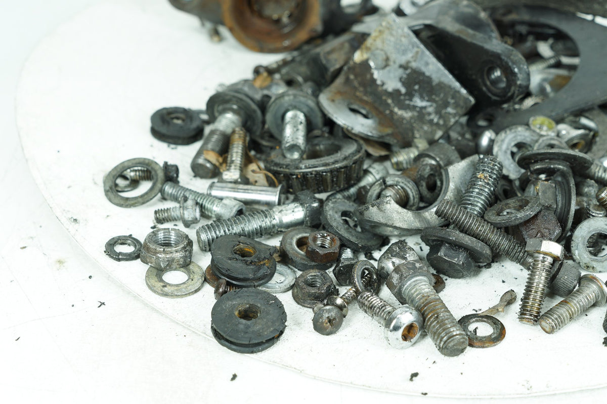 1992 Harley-Davidson Touring FLHS - Hardware Bolts Nuts & Brackets
