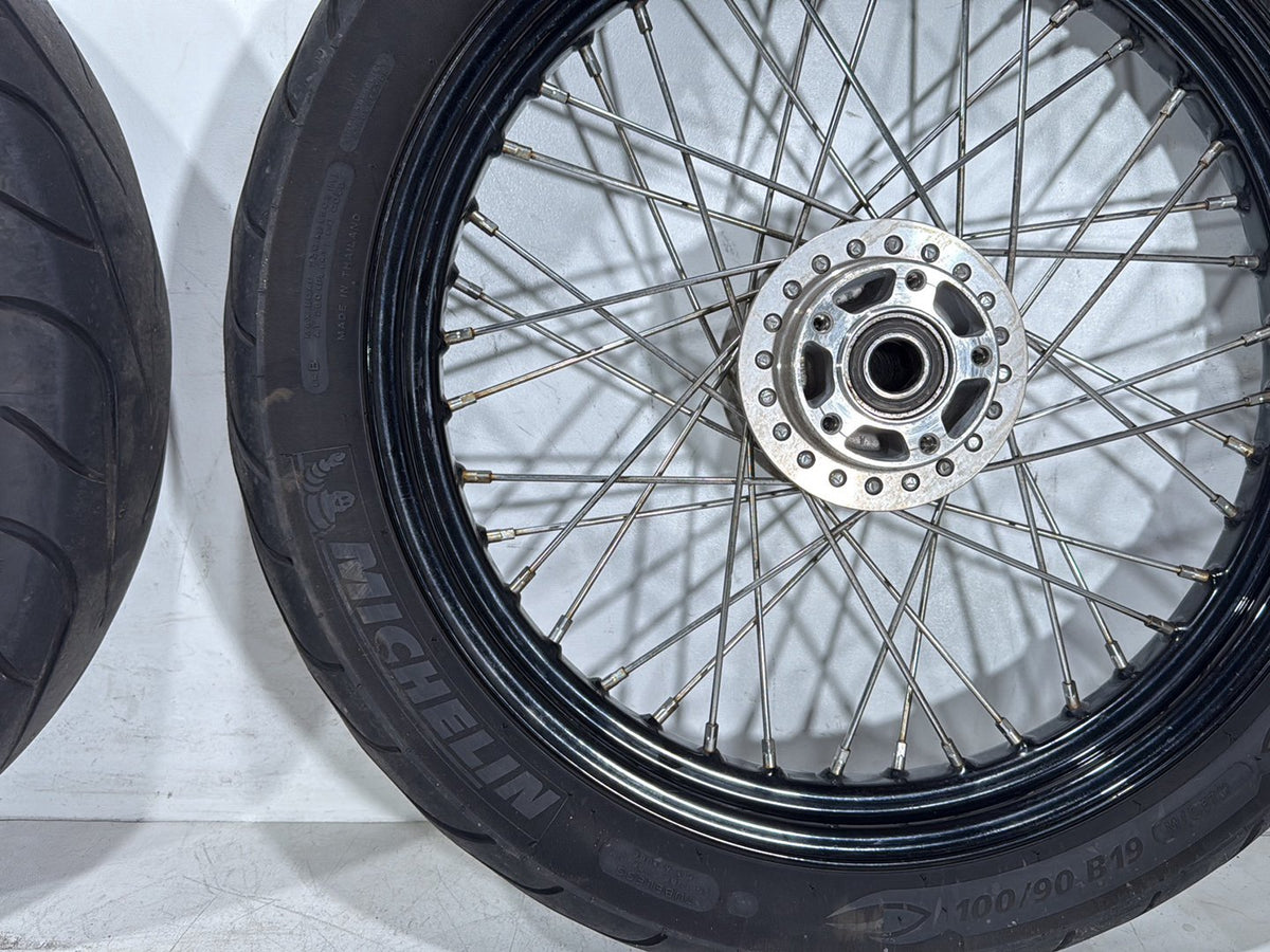 2009 Harley Dyna Street Bob FXDB OEM Front Rear Wheel Rim Tire Spoked