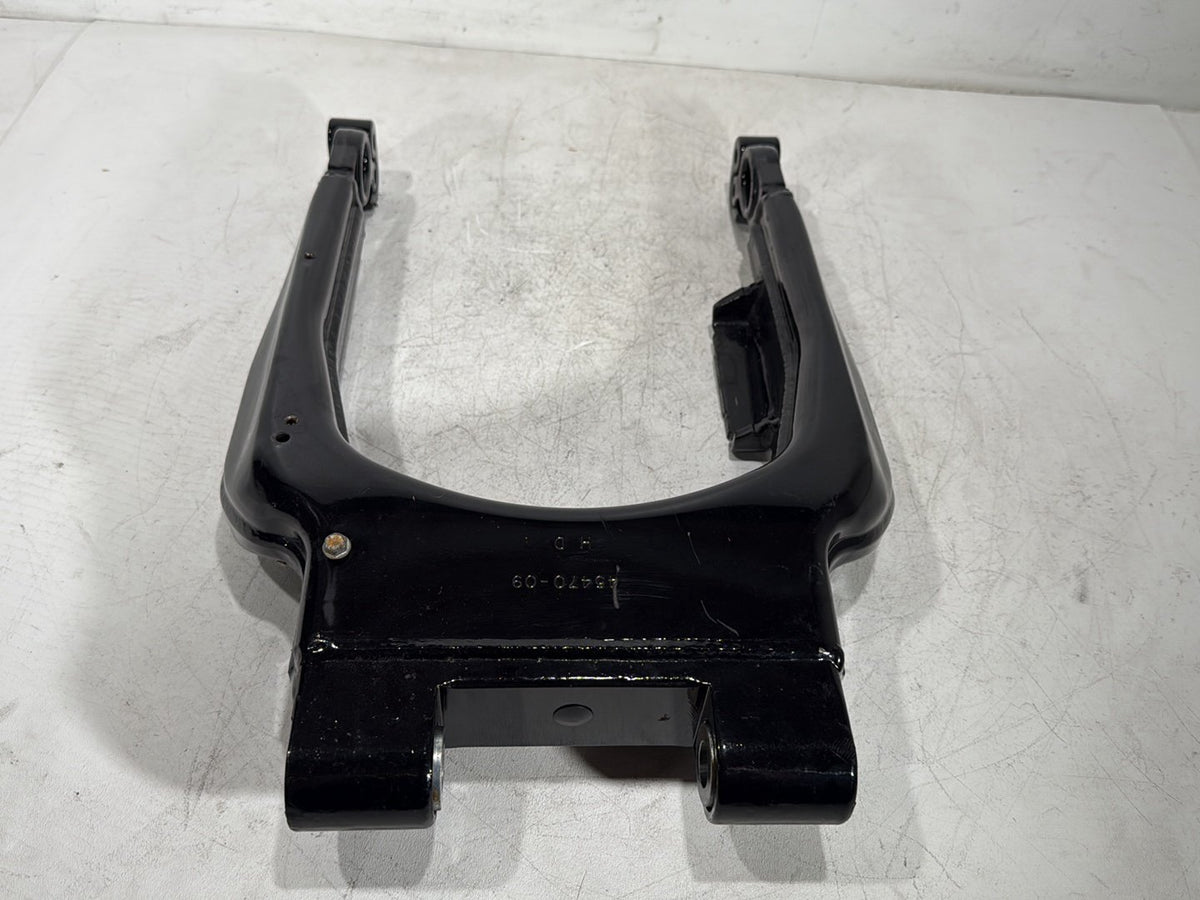 2010 Harley Street Glide Touring FLHX OEM Rear Fork Swingarm Swing Arm