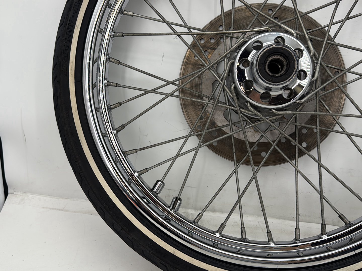 1997 Harley Softail Heritage Classic OEM Front Wheel Rim Tire Spoked MH90-21 21"