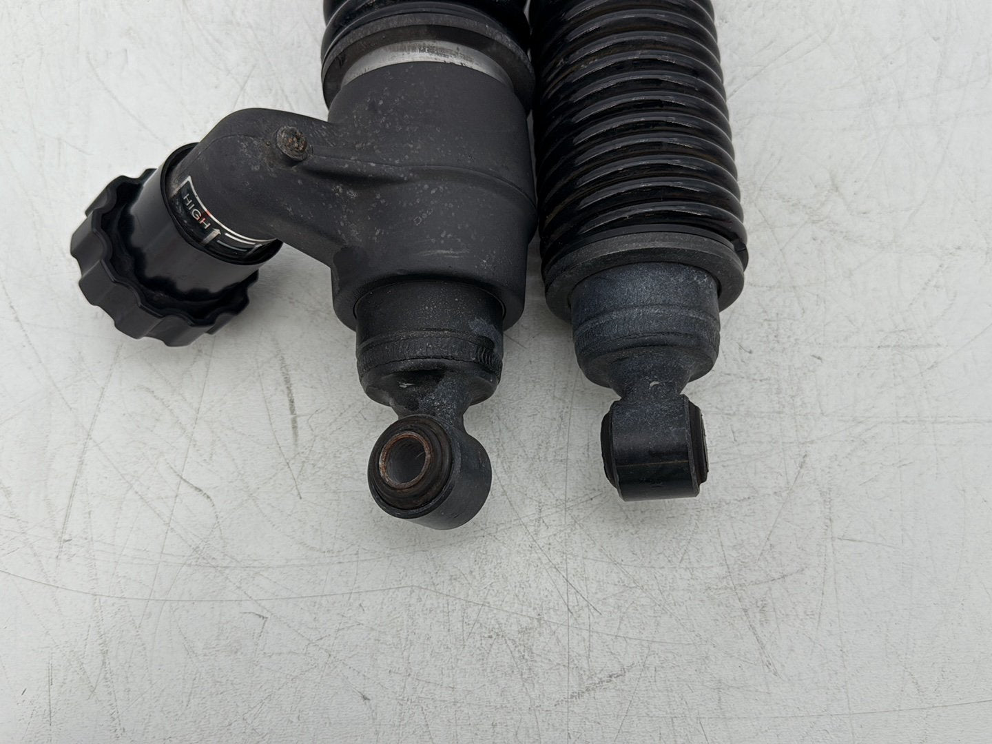 2014 Harley Street Glide Touring FLHXS OEM Rear Left Right Shock Absorbers
