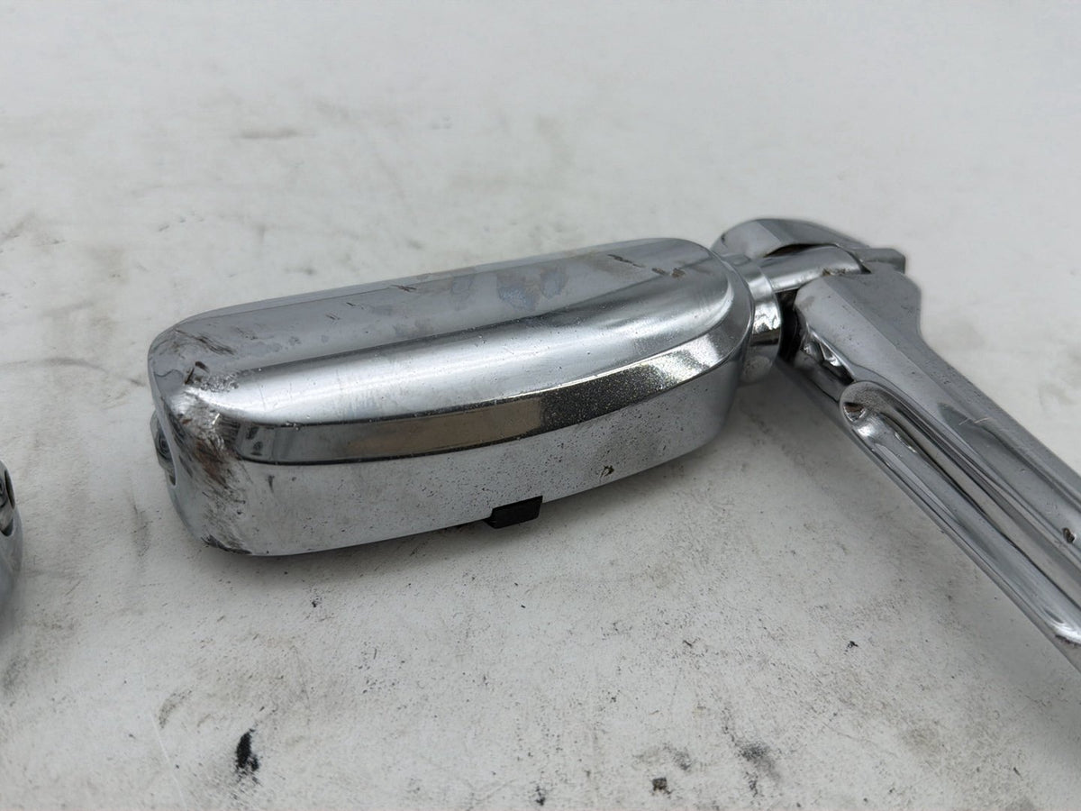 2014 Harley Electra Glide Touring Ultra OEM Front Right Left Highway Foot Pegs