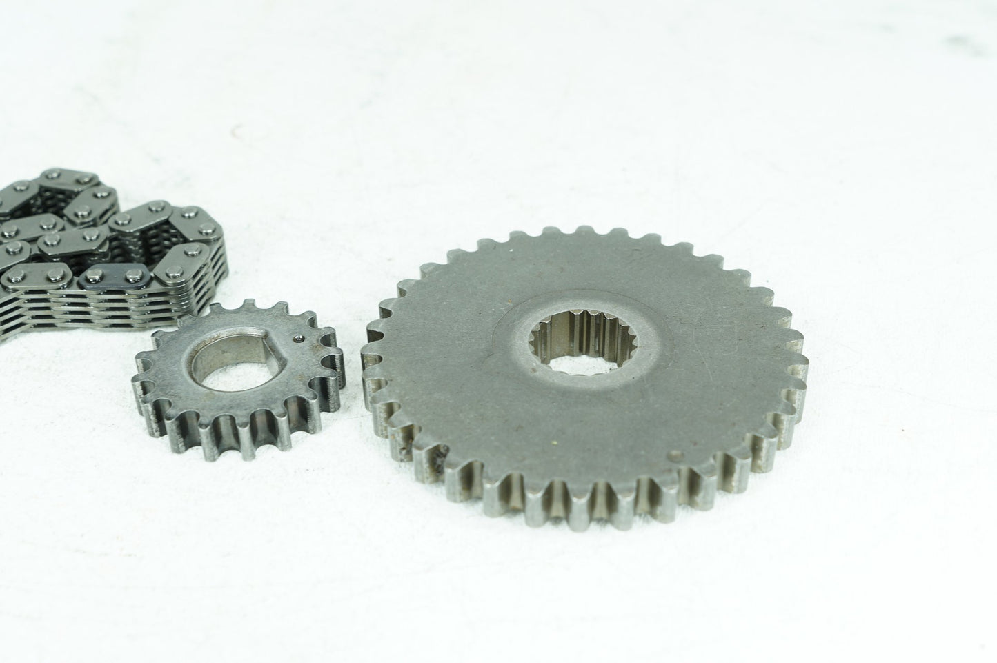 1999 - 2006 Harley-Davidson Softail Heritage Engine Motor Main Primary Chain  	25610-99