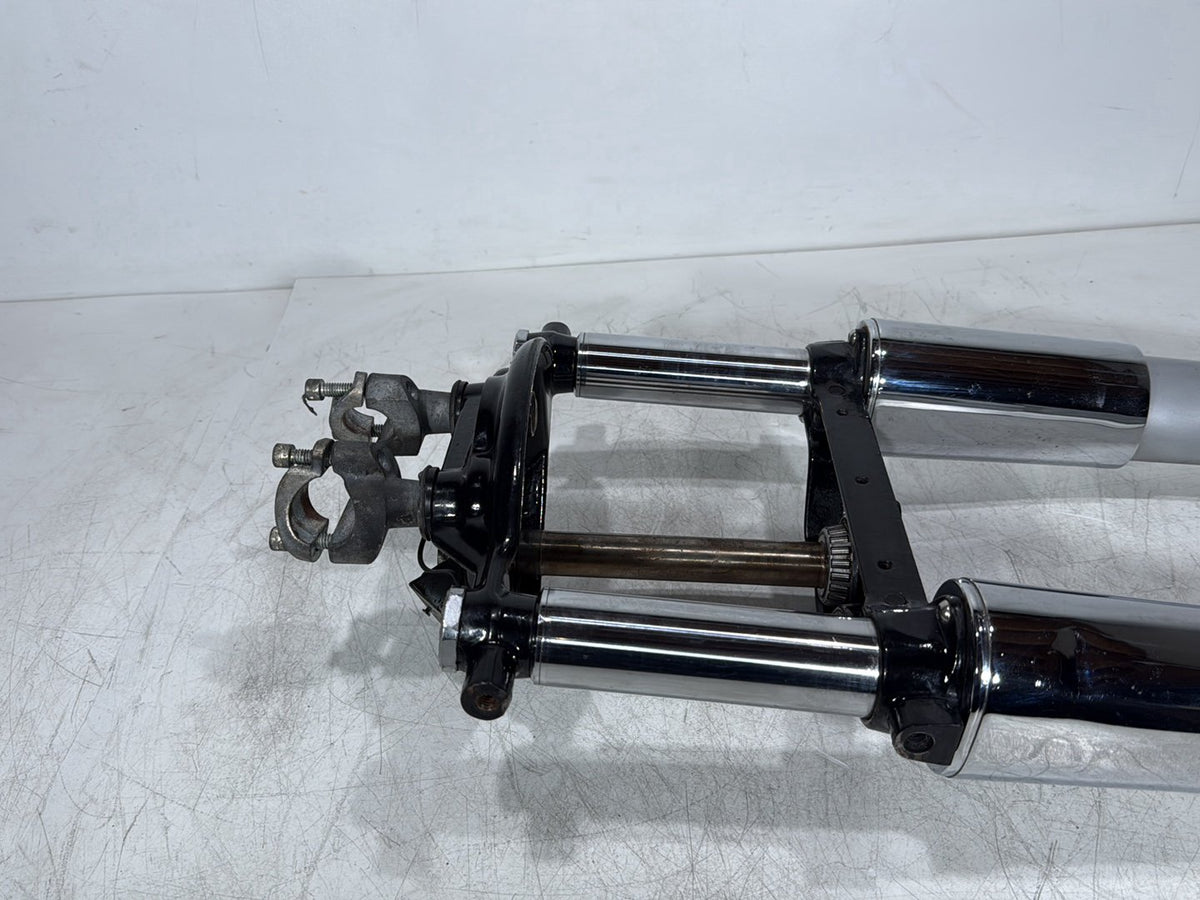 06 Harley Touring Road King OEM Front Triple Tree Set & LH RH Fork Legs Sliders