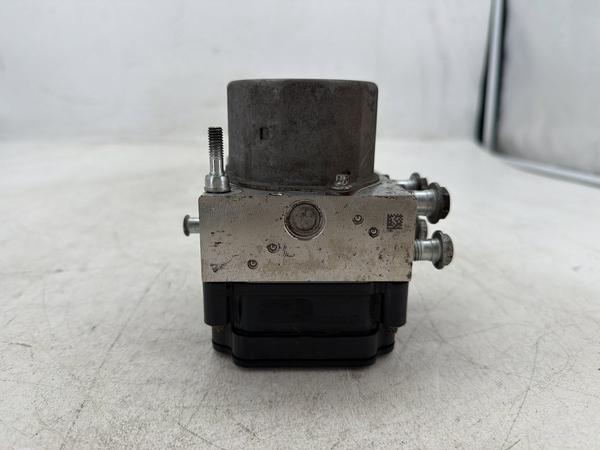 2015 Harley Electra Glide Touring Ultra OEM ABS Brake Pump & Control Module