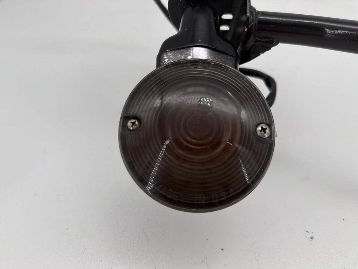 2006 Harley Electra Glide Touring Classic OEM Front Turn Signal Indicators Aux Light Bar