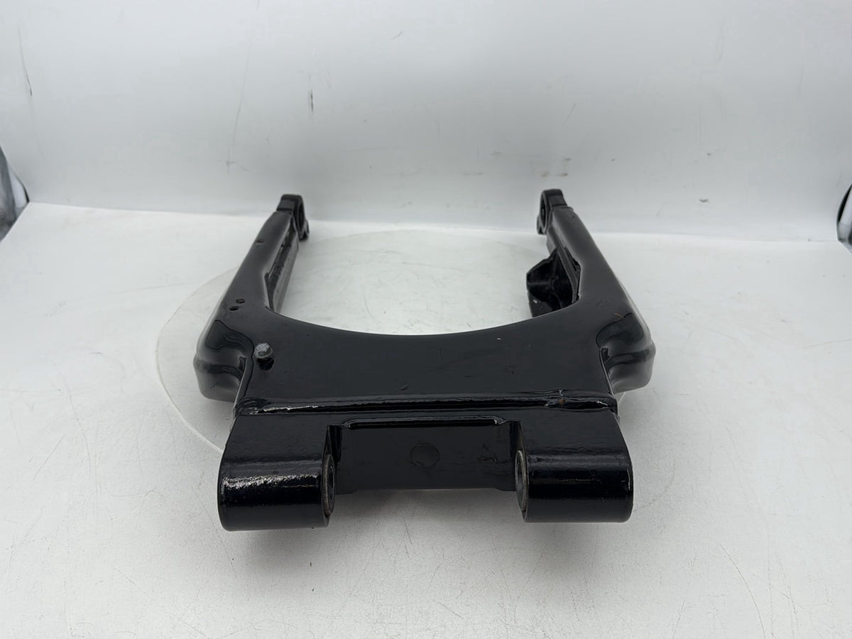 2017 Harley Touring FLHXS Street Glide OEM Rear Fork Swingarm Swing Arm