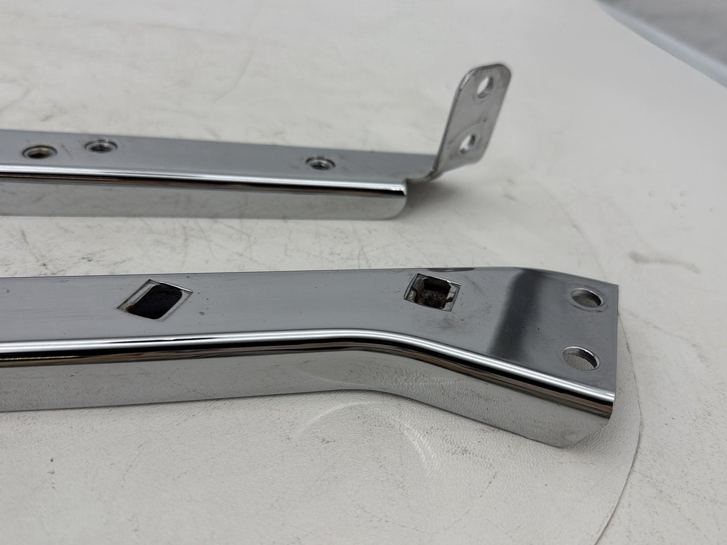 2007 - 2012 Harley-Davidson Touring Electra Glide Ultra Left Right Saddlebag Fender Struts Brackets