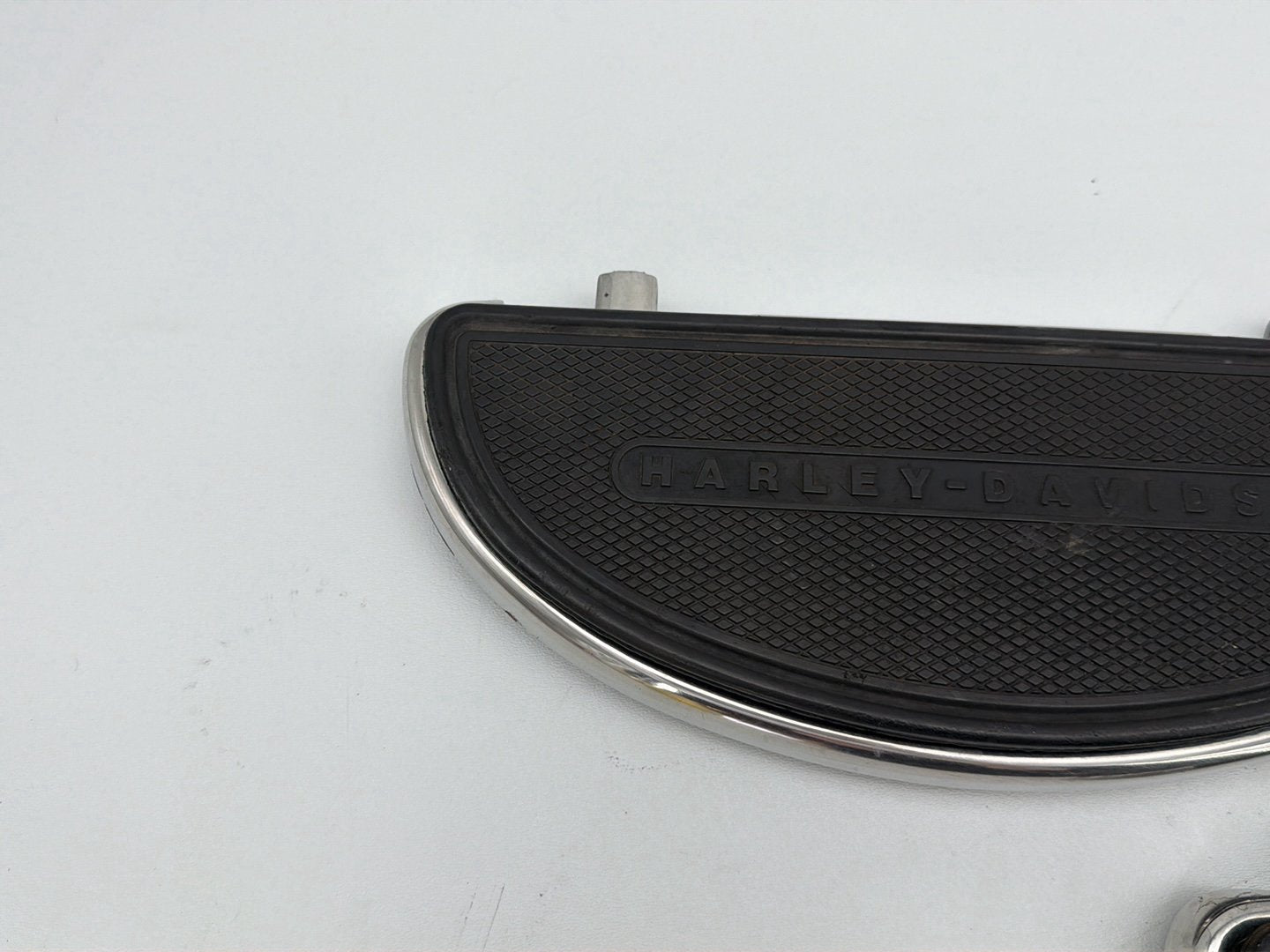2011 Harley Heritage Softail Classic FLSTC OEM Left Right Driver Floorboard Foot Rest