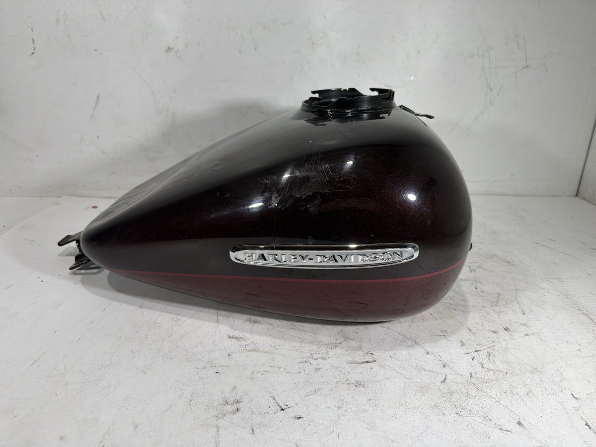 2011 Harley Electra Glide Touring Ultra Fuel Gas Tank Gasoline Reservoir DENTED