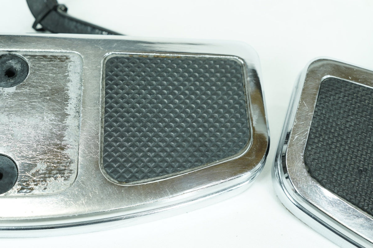 1996 Harley Touring FLHTC Electra Glide Classic OEM Left Right Driver Floorboard Foot Rest