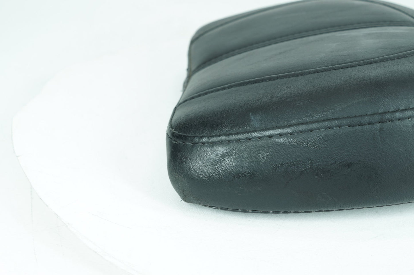 1999 - 2006 Harley-Davidson Softail Deluxe Rear Passenger Backrest Cushion Pad 52189-00