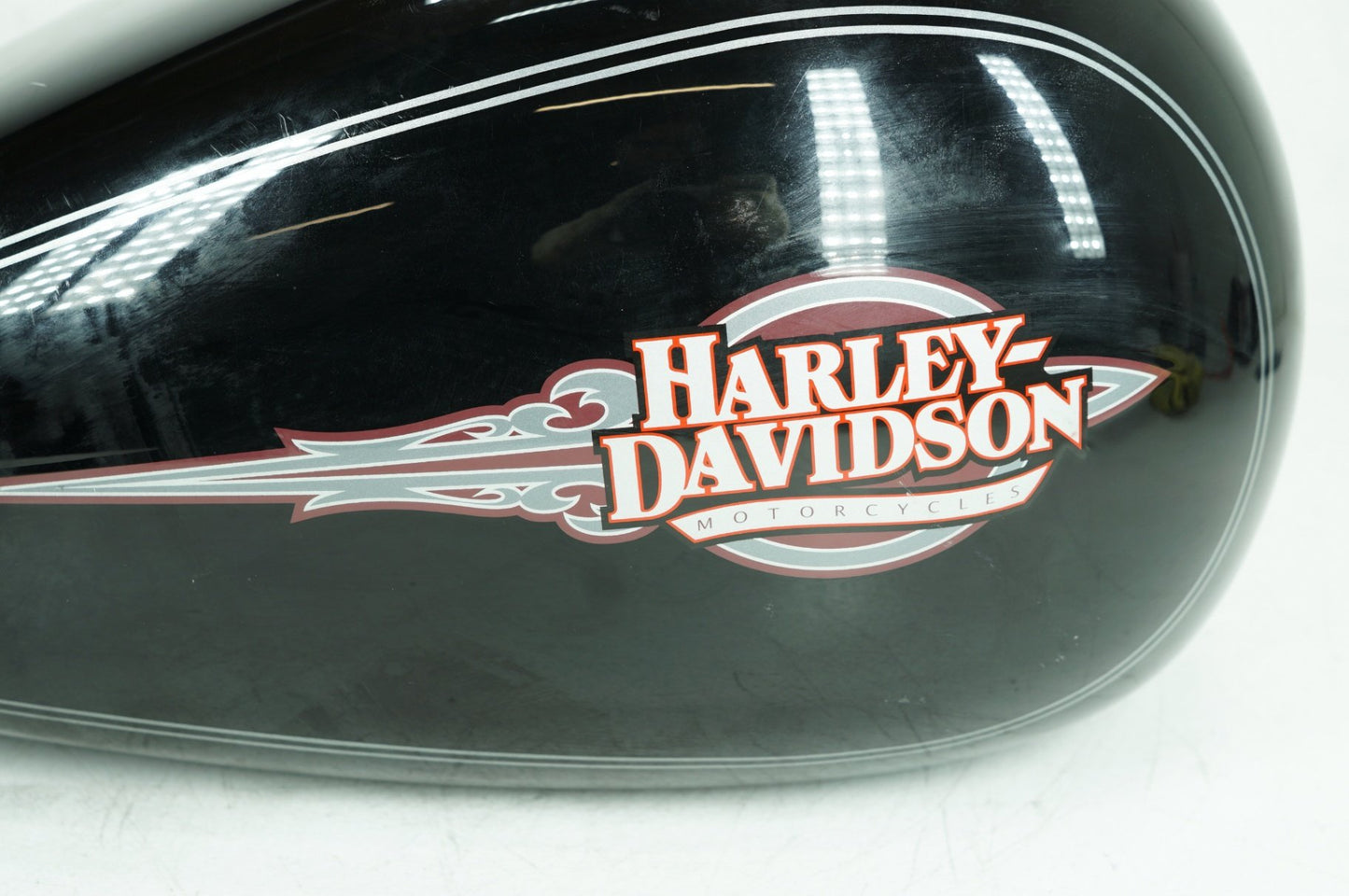 2007 - 2012 Harley-Davidson Touring Electra Glide Classic Fuel Gas Tank Gasoline Reservoir 61356-08
