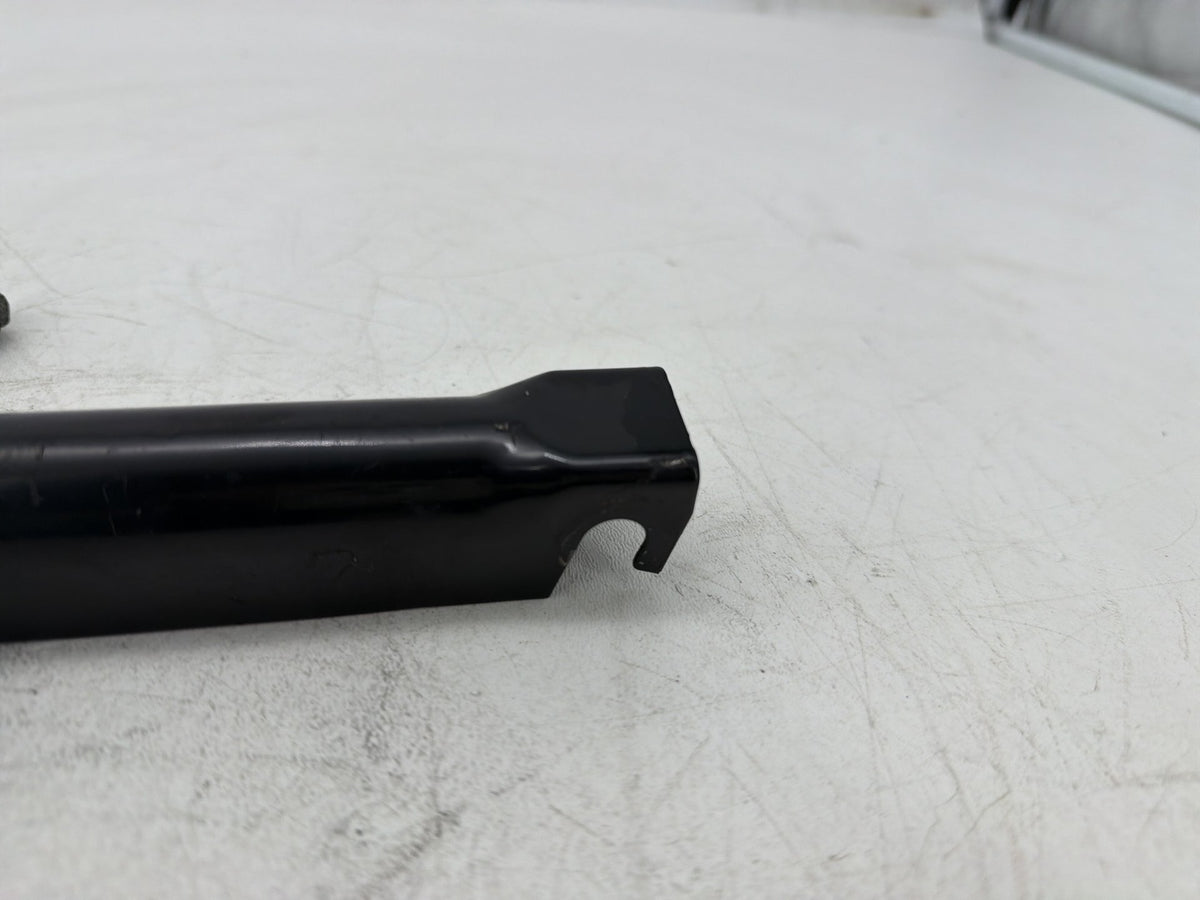 01 Harley Heritage Softail Classic FLSTC OEM Seat Bracket Mount Support Mounting