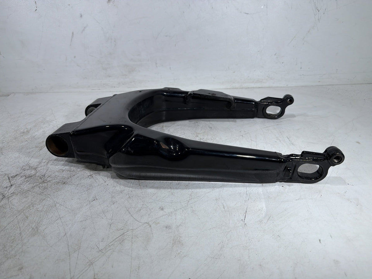 2010 Harley Street Glide Touring FLHX OEM Rear Fork Swingarm Swing Arm