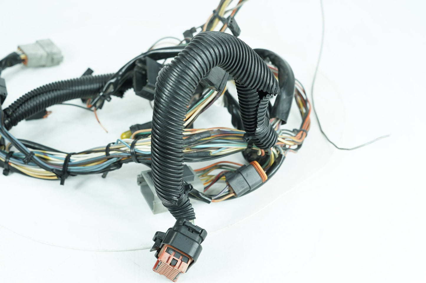 1999 - 2006 Harley-Davidson Touring Electra Glide Classic Front Sub Wiring Harness Loom Interconnect  	70232-03