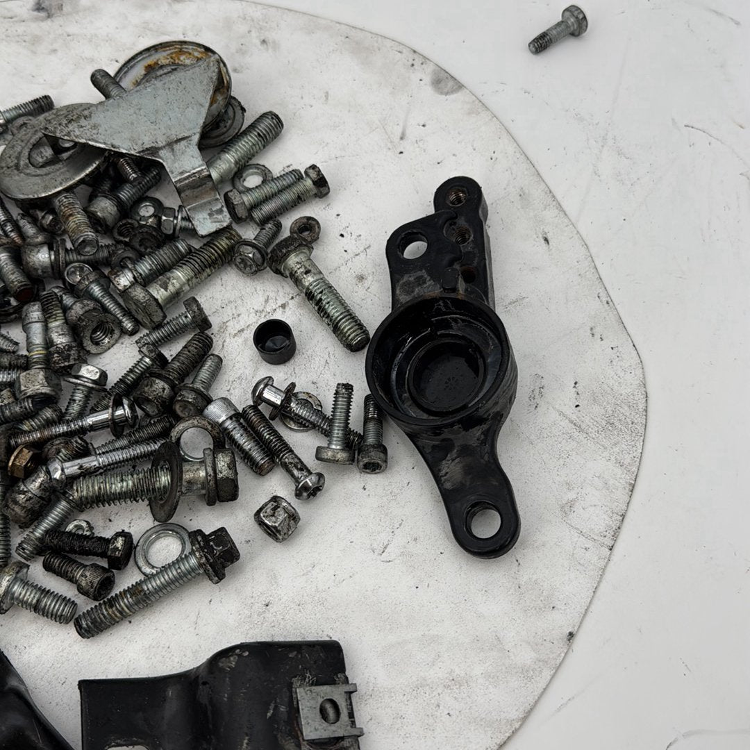 2008 - 2016 Harley-Davidson Touring Street Glide Hardware Bolts Nuts & Brackets