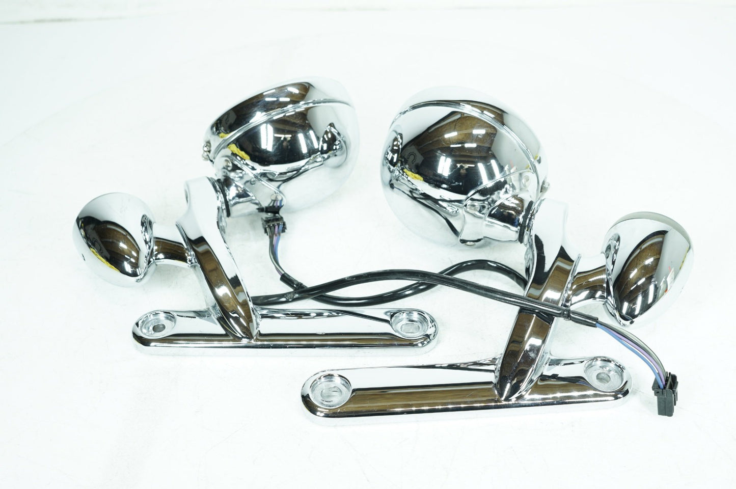 2007 - 2016 Harley-Davidson Touring CVO Electra Screamin Eagle Front Left Right Turn Signal Indicators 69460-06