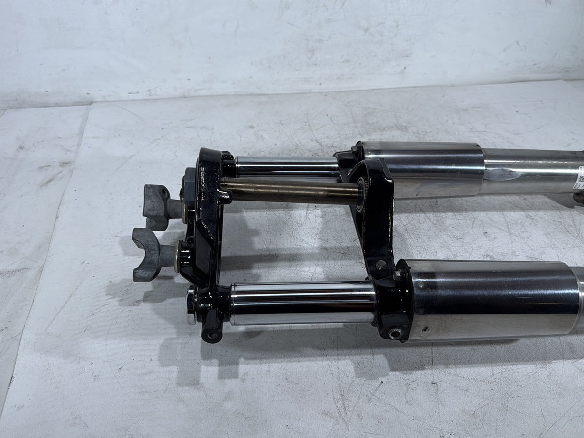 2011 Harley Street Glide Touring FLHX OEM Front Triple Tree Set & LH RH Fork Legs Sliders