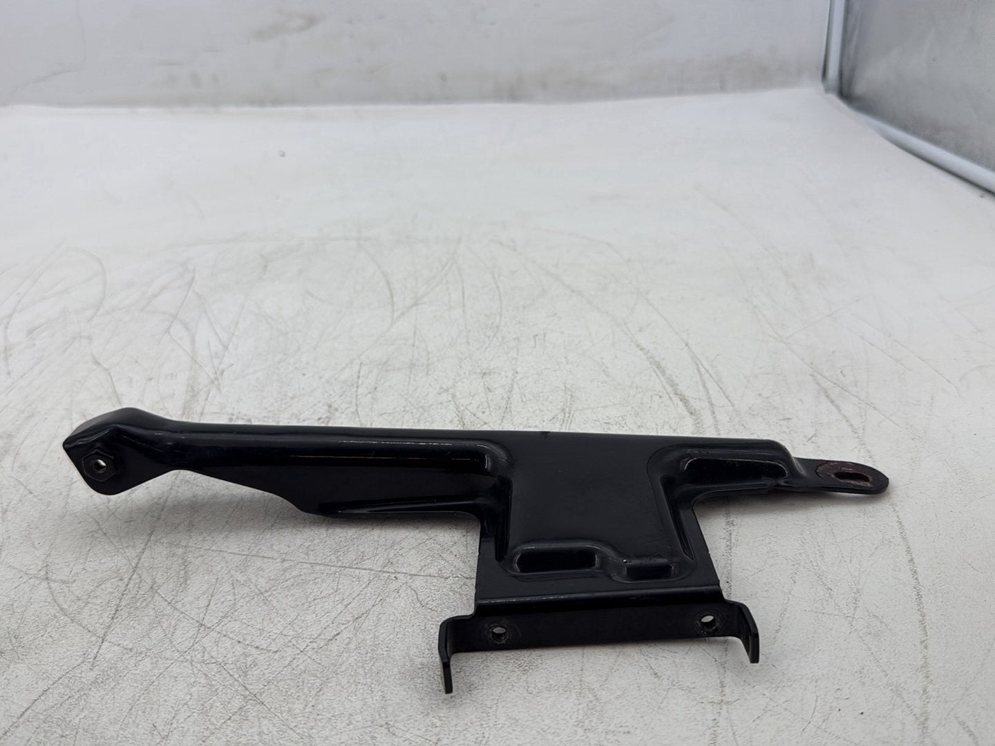 2011 Harley Softail FLSTFB Fat Boy OEM Seat Bracket Mount Support Mounting