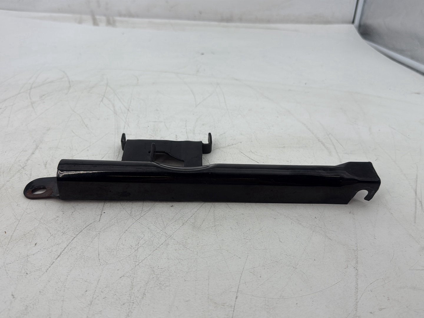 2005 Harley Heritage Softail Classic OEM Seat Bracket Mount Support Mounting