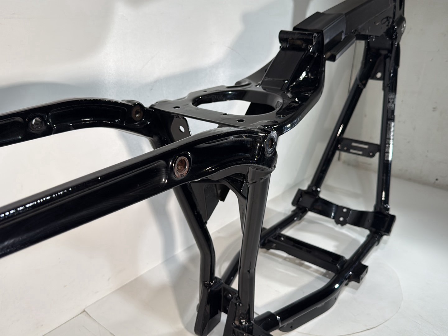 2007 - 2017 Harley-Davidson Dyna Super Glide Custom Body Main Frame Chassis SLVG 47463-06BHP