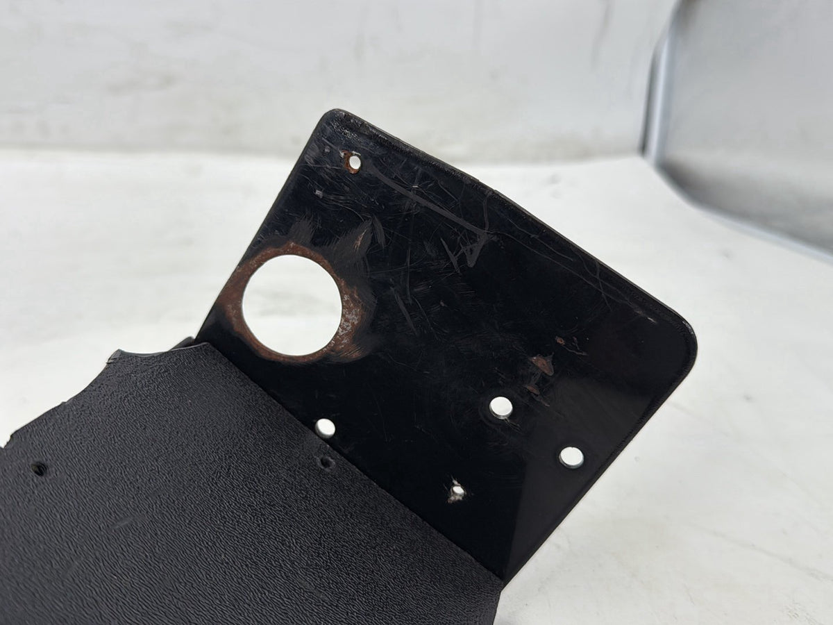 2005 Harley Road Glide Touring FLTRI OEM Inner Fairing Mount Support Bracket