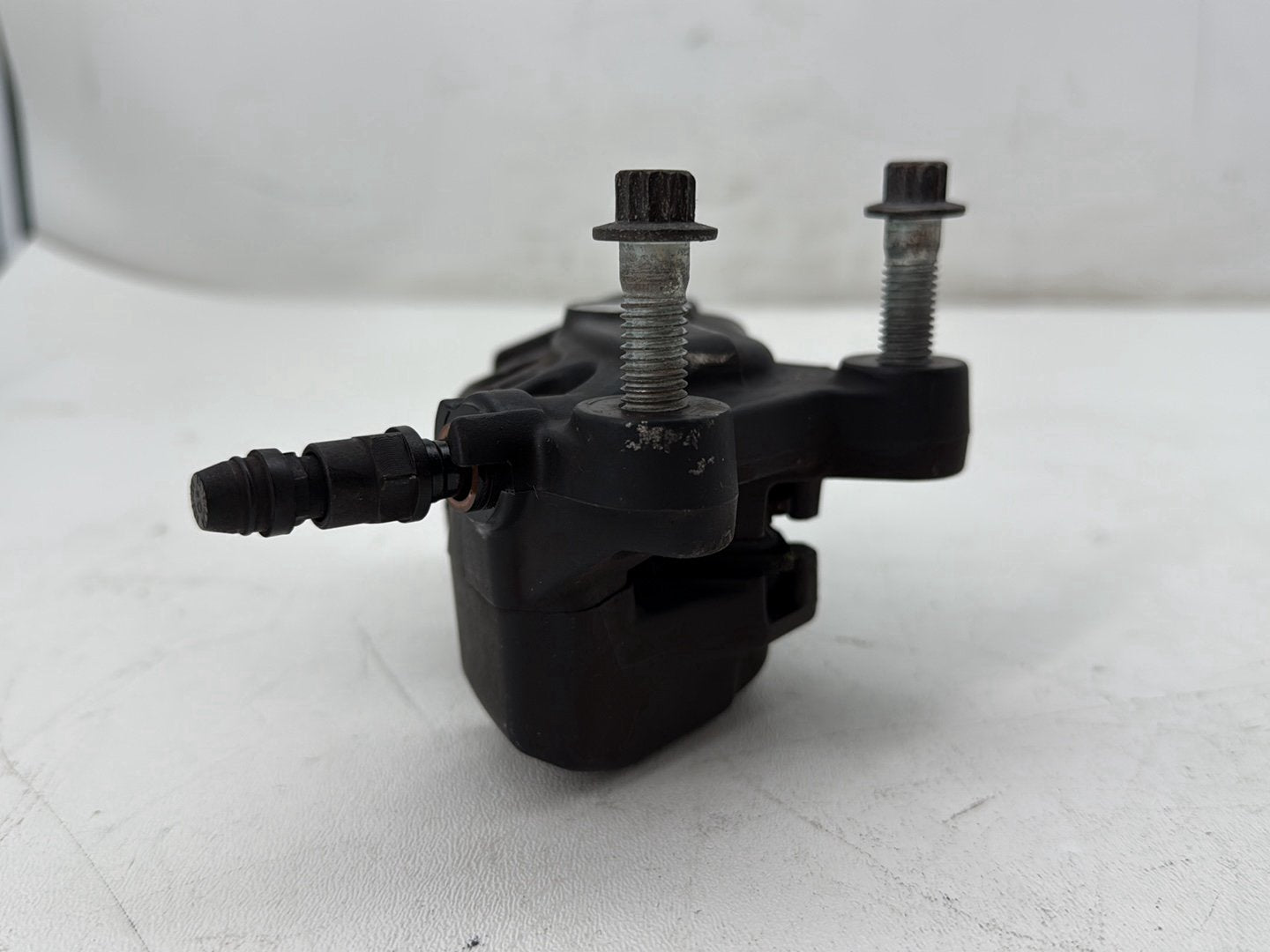 2008 Harley Road King Touring FLHR OEM Front Left 1 Brake Caliper