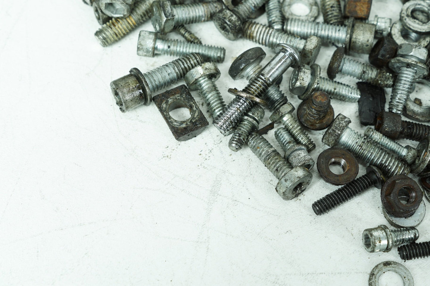 2007 - 2012 Harley-Davidson Touring Street Glide Hardware Bolts Nuts & Brackets