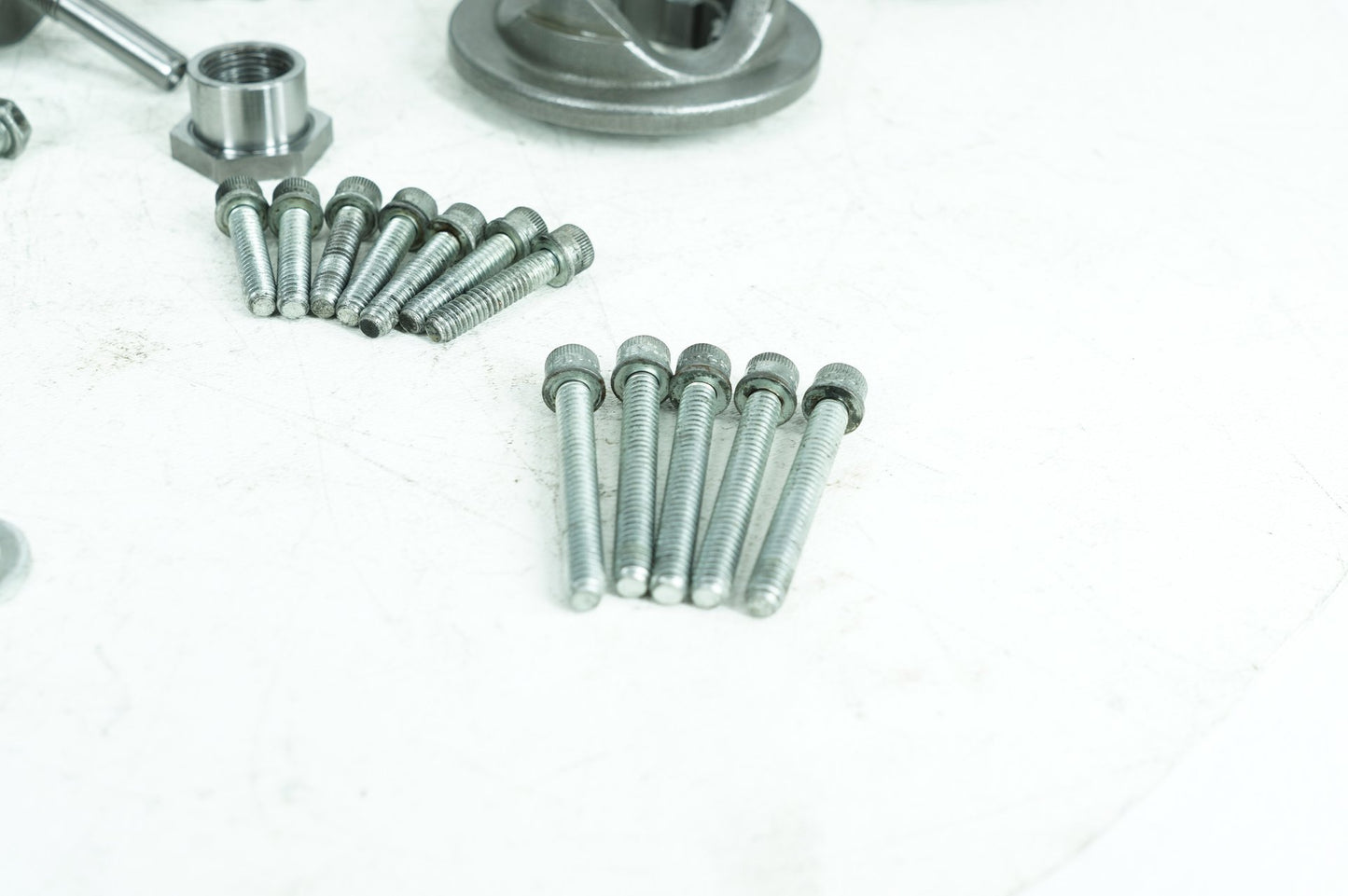 1999 - 2006 Harley-Davidson Dyna Wide Glide Clutch Basket Chain Tensioner Kit  	37707-98A