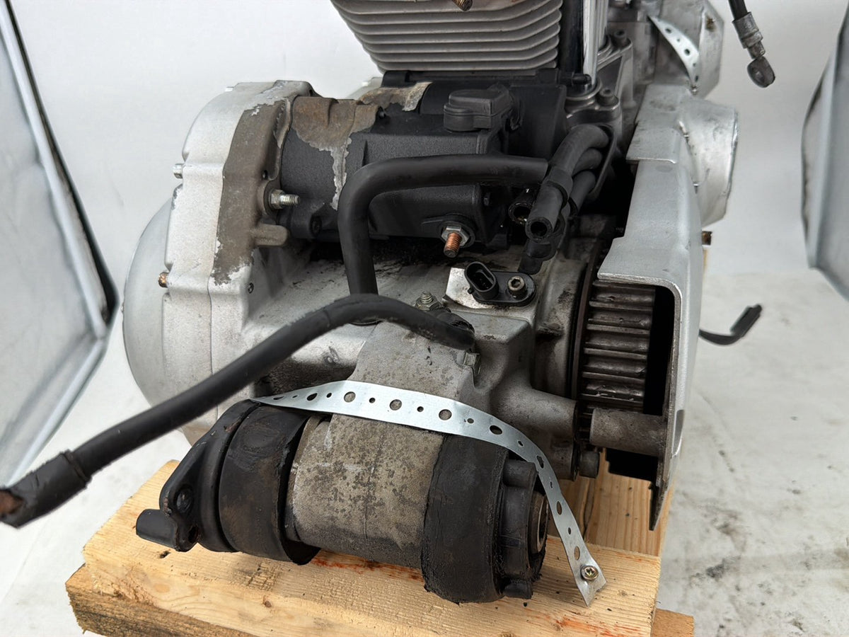 2004 - 2013 Harley-Davidson Sportster 883 Custom CARB 883 Engine Motor Transmission 23905-04A