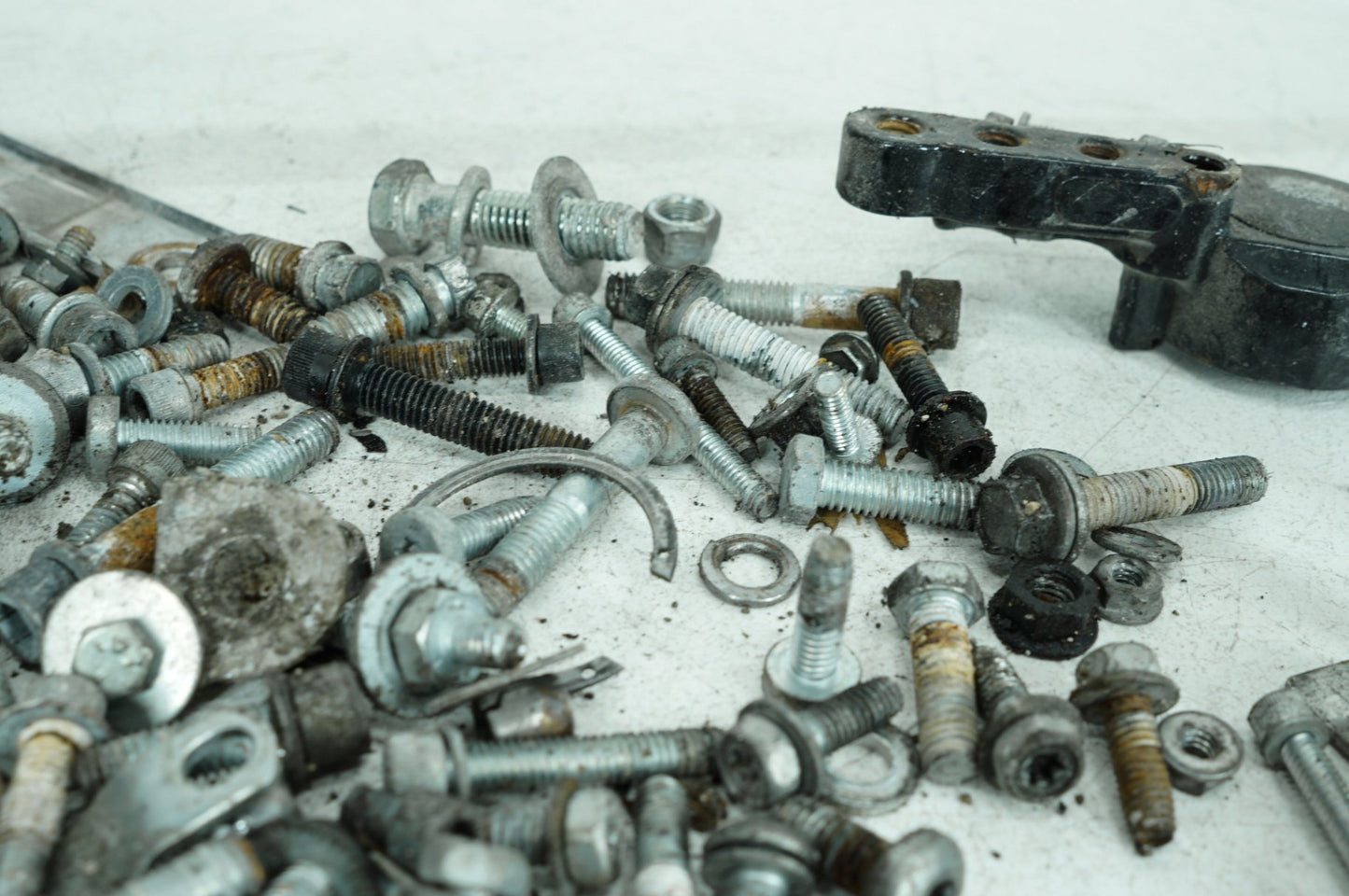 2008 - 2016 Harley-Davidson Touring Electra Glide Ultra Hardware Bolts Nuts & Brackets