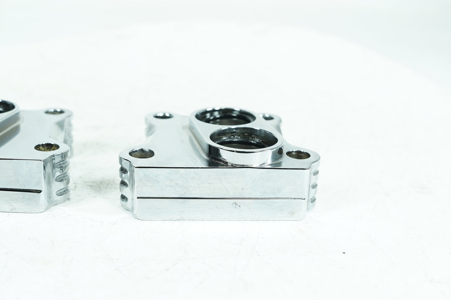 1999 - 2006 Harley-Davidson Softail Heritage Tappet Engine Lifter Chrome Covers  	17964-99