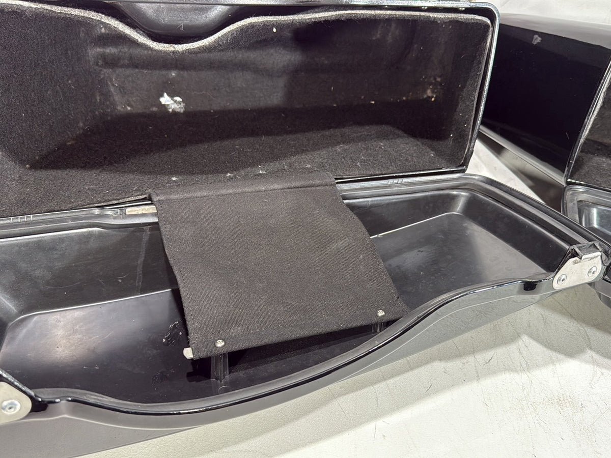 2007 Harley Touring FLHTP Electra Glide Police OEM Left Right Saddlebags Luggage NOKey