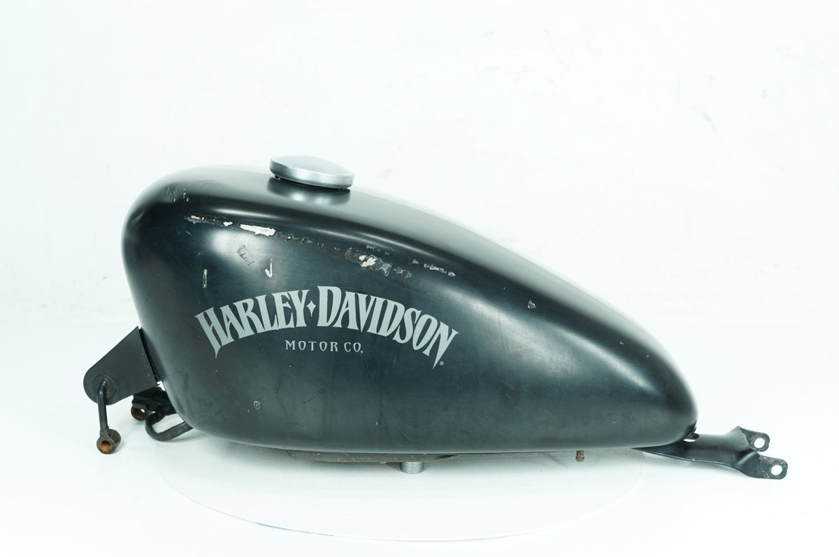 2004 - 2022 Harley-Davidson Sportster Iron 883 Fuel Gas Tank Gasoline Reservoir 61348-07