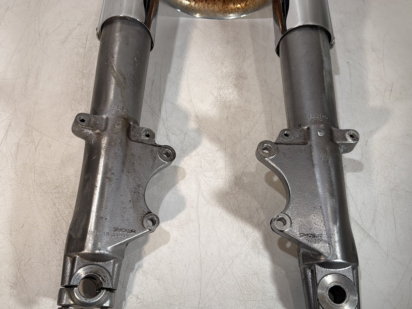 1984 - 1998 Harley-Davidson Touring Electra Glide Classic Front Triple Tree Set & LH RH Fork Legs Sliders