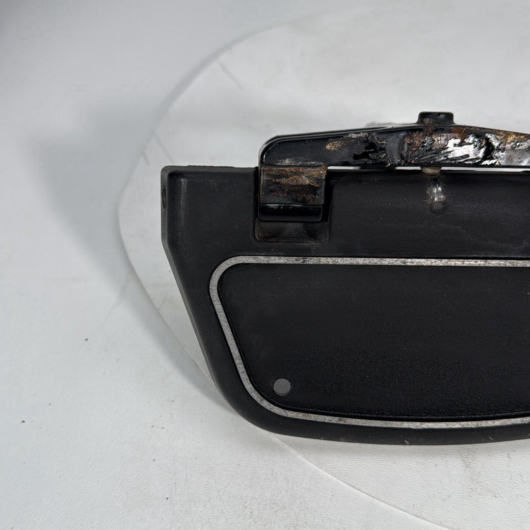 1999 - 2006 Harley-Davidson Touring Electra Glide Ultra Left & Right Passenger Floorboard Foot Rest 52719-93B