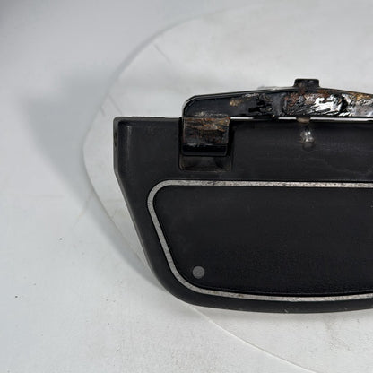 1999 - 2006 Harley-Davidson Touring Electra Glide Ultra Left & Right Passenger Floorboard Foot Rest 52719-93B